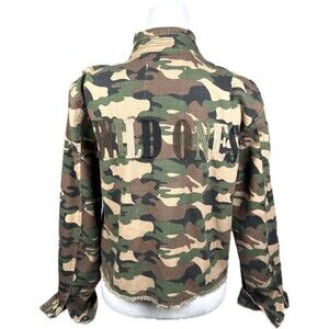 VTG Rifle Cropped Denim Camouflage Jacket Sz Large Vintage Back Graphic Wild One